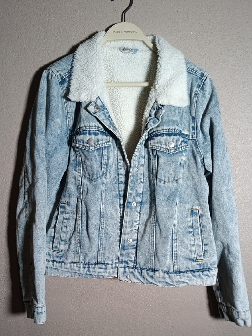 Highway Jeans Light Wash Blue Denim Jacket with White Sherpa Collar
